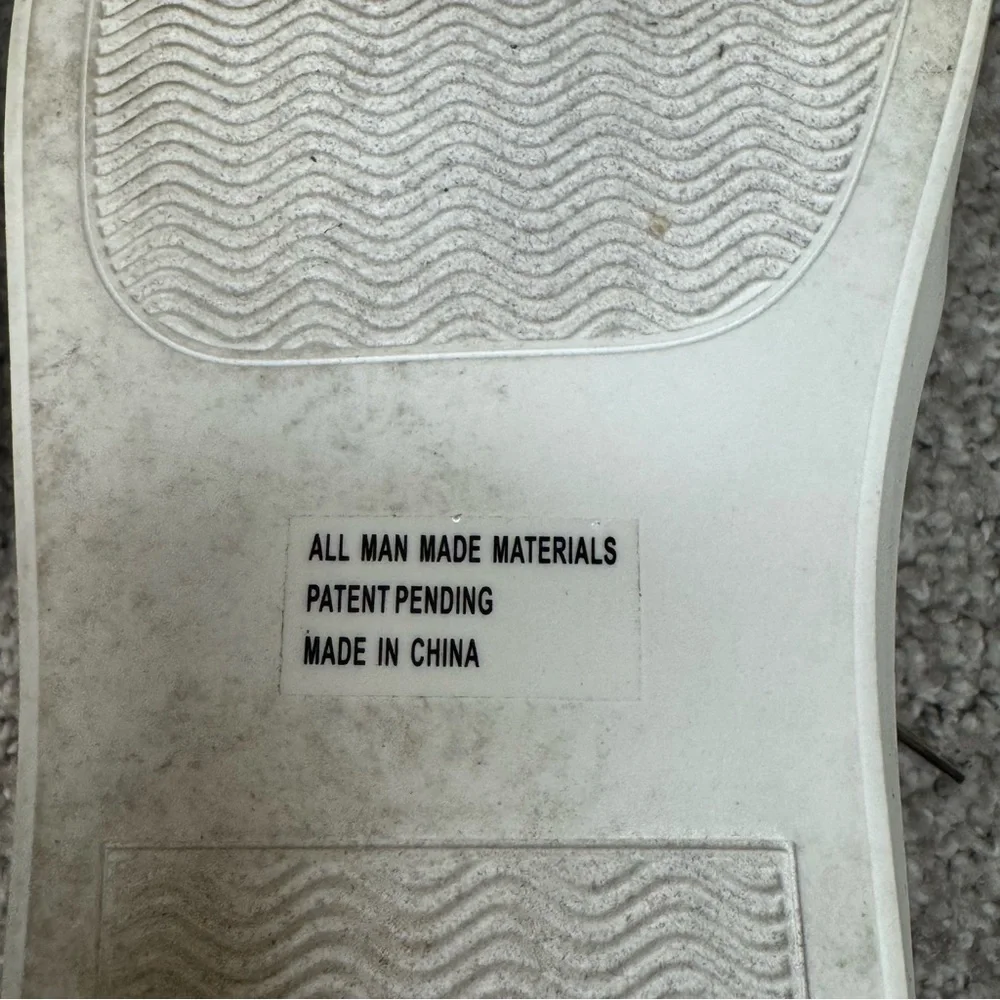 Report Slip-On Sneakers Gold Metallic Size 9.5 - Picture 5 of 7